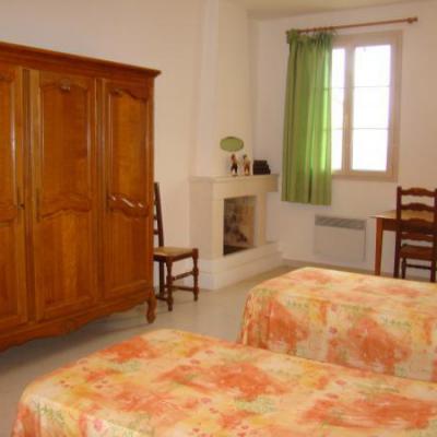 1er étage • Chambre triple (3 lits de 90)